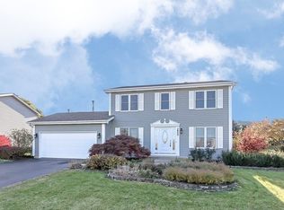 2840 Weld Rd, Elgin, IL 60124