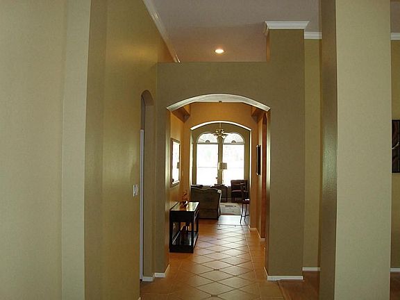 3rd image of 2731 Kellyway Ln
