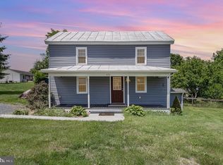 406 6th St, Luray, VA 22835