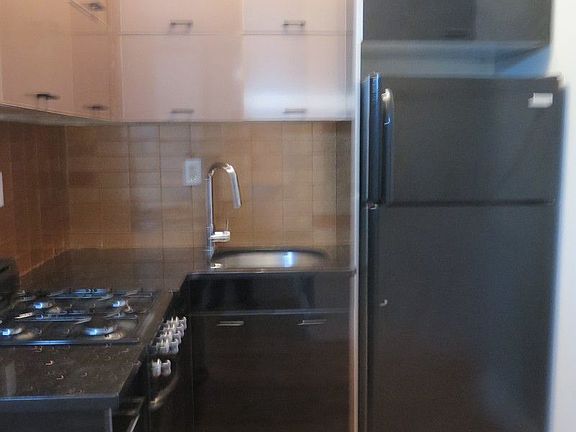 2nd image of 217 Spencer St APT 1