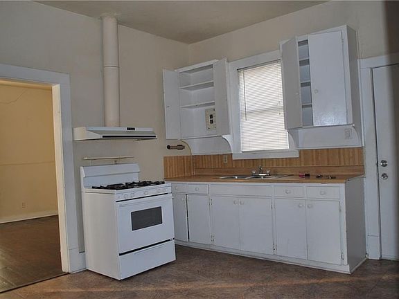 5th image of 704 Audra Ln