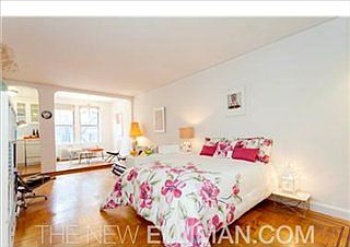 1st image of 25 Minetta Ln APT 3K