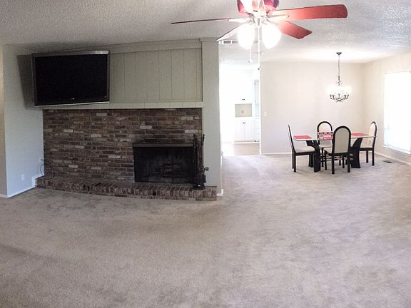 Living / Dining areas