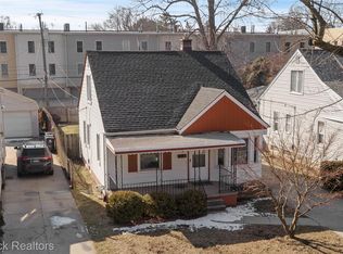 816 E 3rd St, Royal Oak, MI