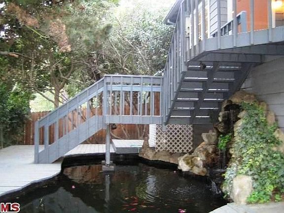 2nd image of 8715 Lookout Mountain Ave