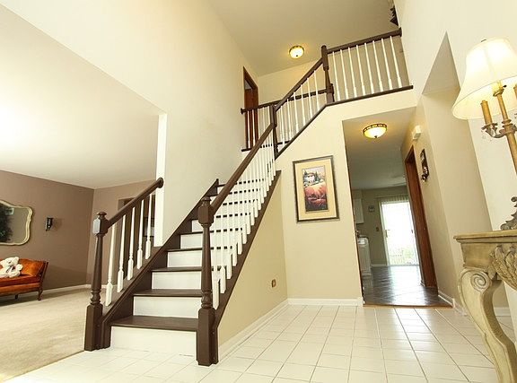 3rd image of 5213 Kingsbury Estates Dr