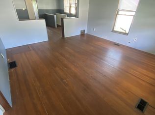 718 E 23rd Ave APT B, Hutchinson, KS 67502