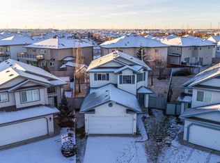 3504 20th St NW, Edmonton, AB T6T 1Y2