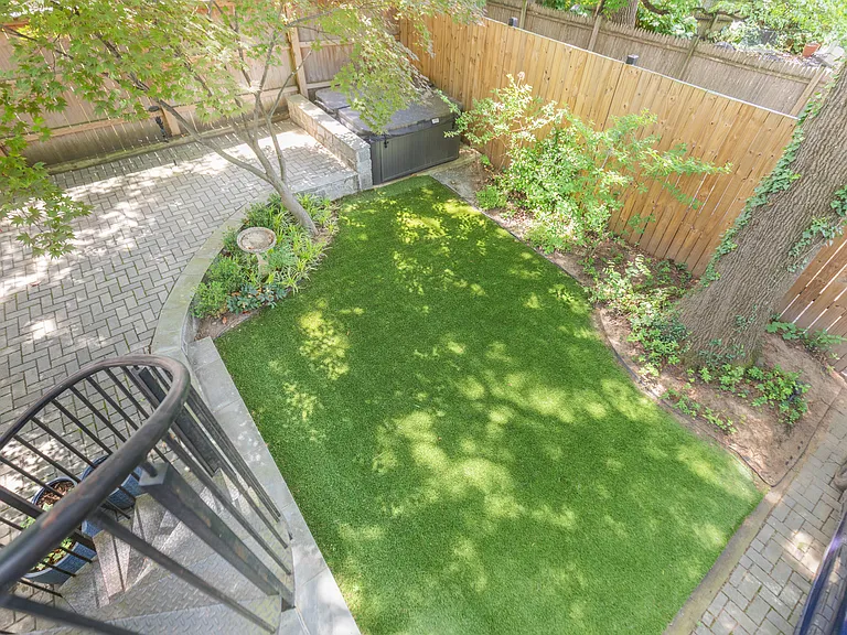 3224 Cleveland Ave NW — Photo 19