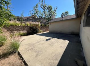 384 W Hill Dr, San Bernardino, CA 92407