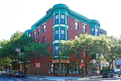 703 W Willow St #2C Photo 1
