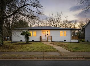 523 Biltmore St, Mooresville, NC 28115