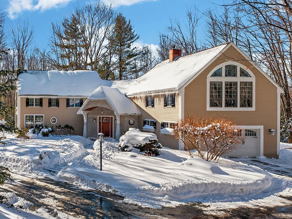 1st image of 8 Tyler Brook Road