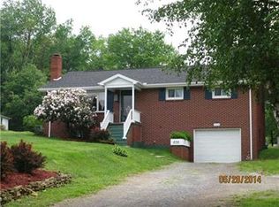 838 Gas Center Rd, Vintondale, PA 15961