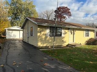 1240 E North St, Crown Point, IN 46307