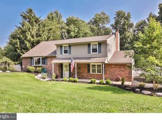 162 Chapel Dr, Churchville, PA 18966