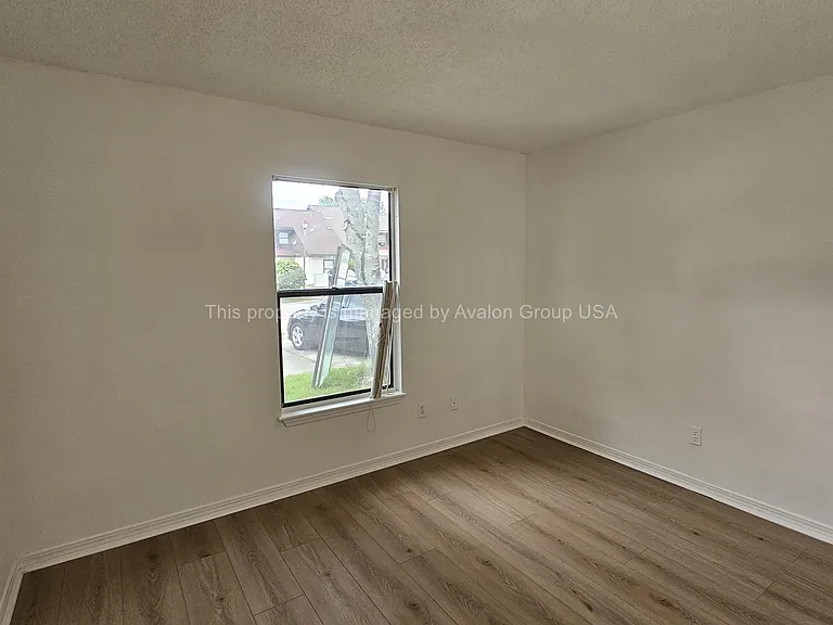 7626 Melissa Ct N — Photo 9