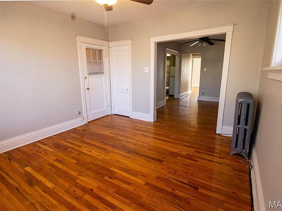 3rd image of 2852 Shenandoah Ave APT 2W