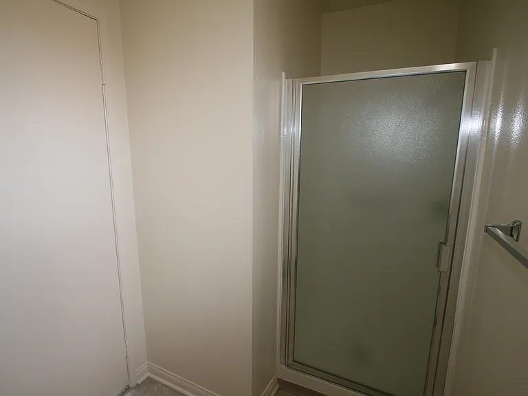 3637 Clarington Ave #213 — Photo 88