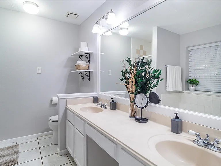 13414 Creek Springs Dr — Photo 17