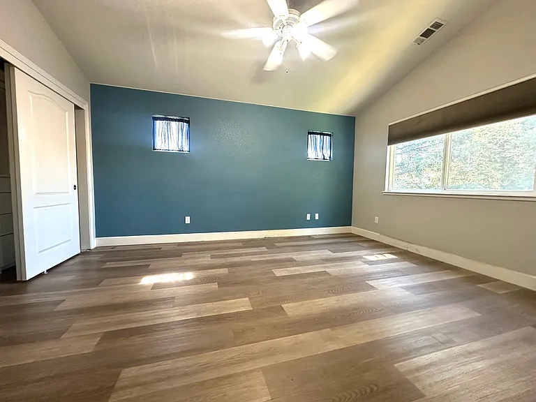 2601 Roberts Rd — Photo 8
