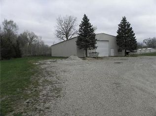 1070 Cemetary Rd, Morris, IL 60450