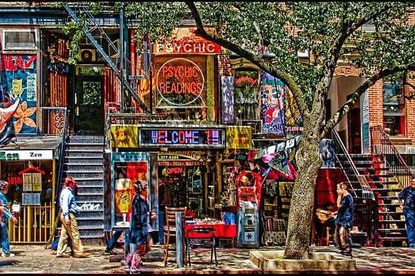 Rented by Gioia Realty | media 33