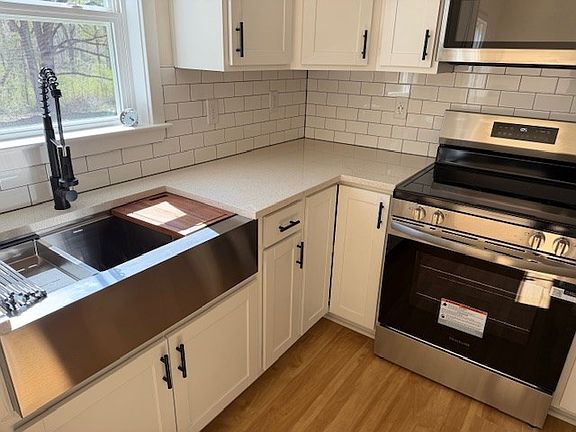 4th image of 5311 Arcardia Rd
