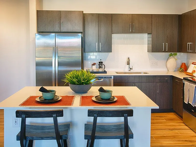Ascend at Horizon Uptown — Photo 13