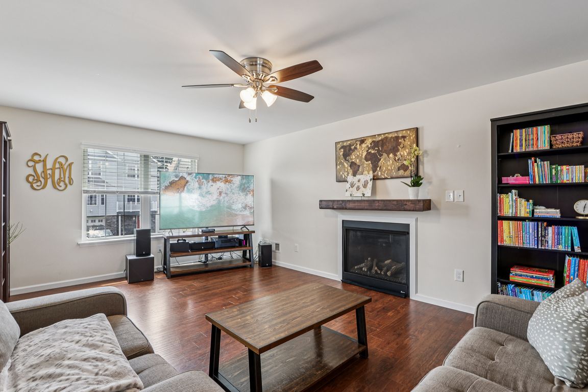 Prospect Ave-S1707-015.jpg