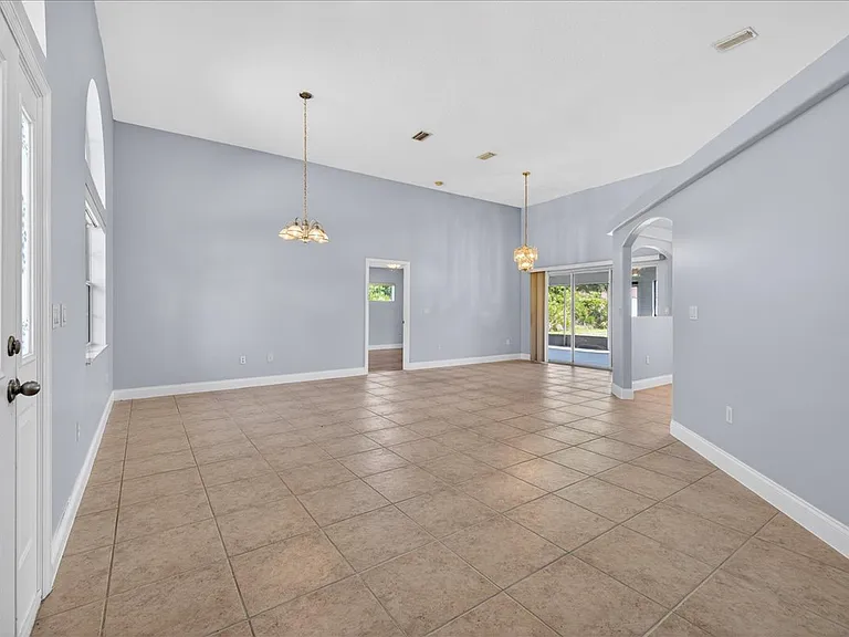 28 Freneau Ln — Photo 8