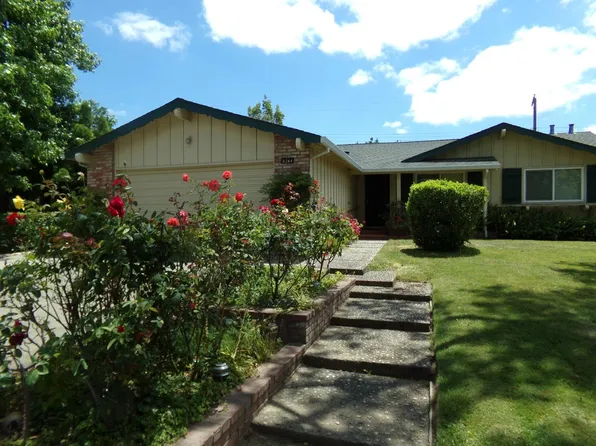 8244 Cedar Crest Way, Sacramento, CA 95826