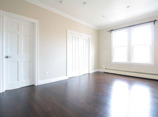 2716 23rd St APT 2R, Astoria, NY 11102
