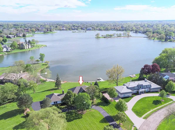 7 Back Bay Dr, South Barrington, IL 60010