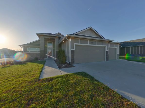 1377 S Sierra Hills St