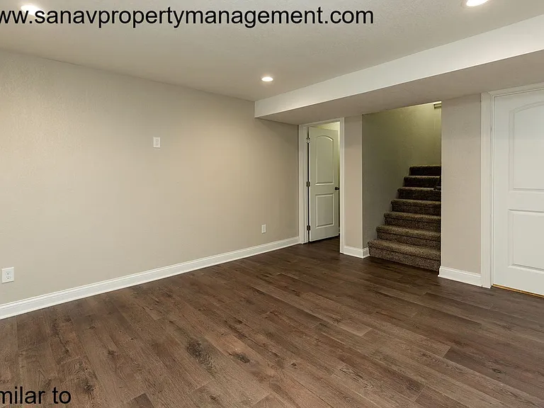 303 Marie Ave — Photo 26