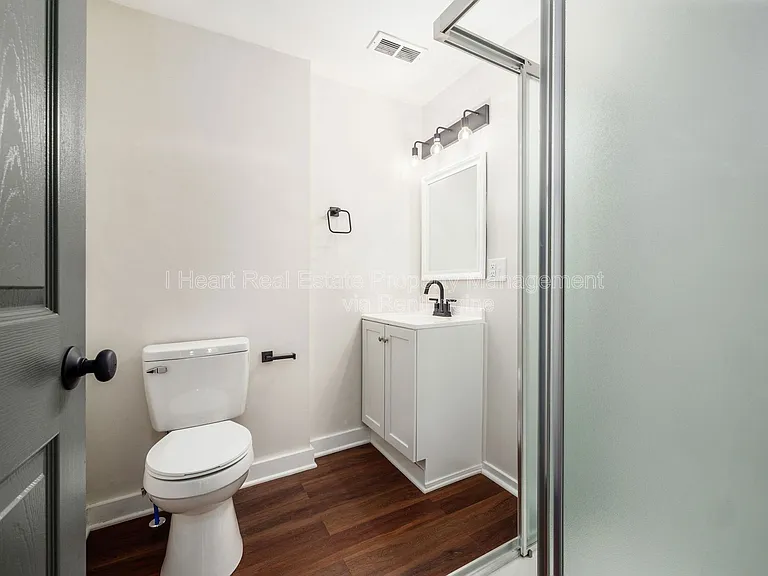 878 1/2 Sullivant Ave — Photo 15
