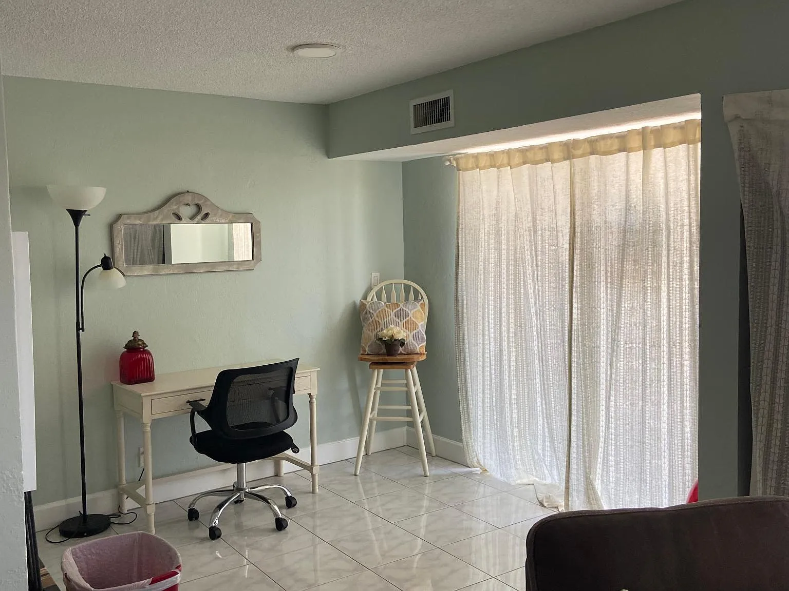 1 bed, 708 sqft, $1,475 — Photo 2