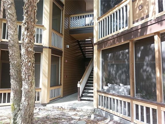 3rd image of 498 N Pin Oak Pl APT 110