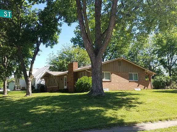 Side view with nice shady trees