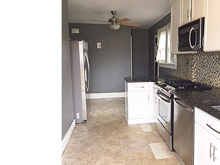721 Mayflower Ave — Photo 7