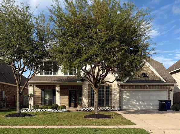 1230 Martinez Ct, Friendswood, TX 77546