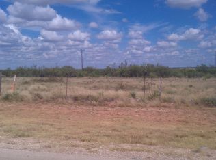 1003 Scott St, Tye, TX 79563