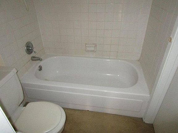 4th image of 10912 Gulf Fwy APT 59