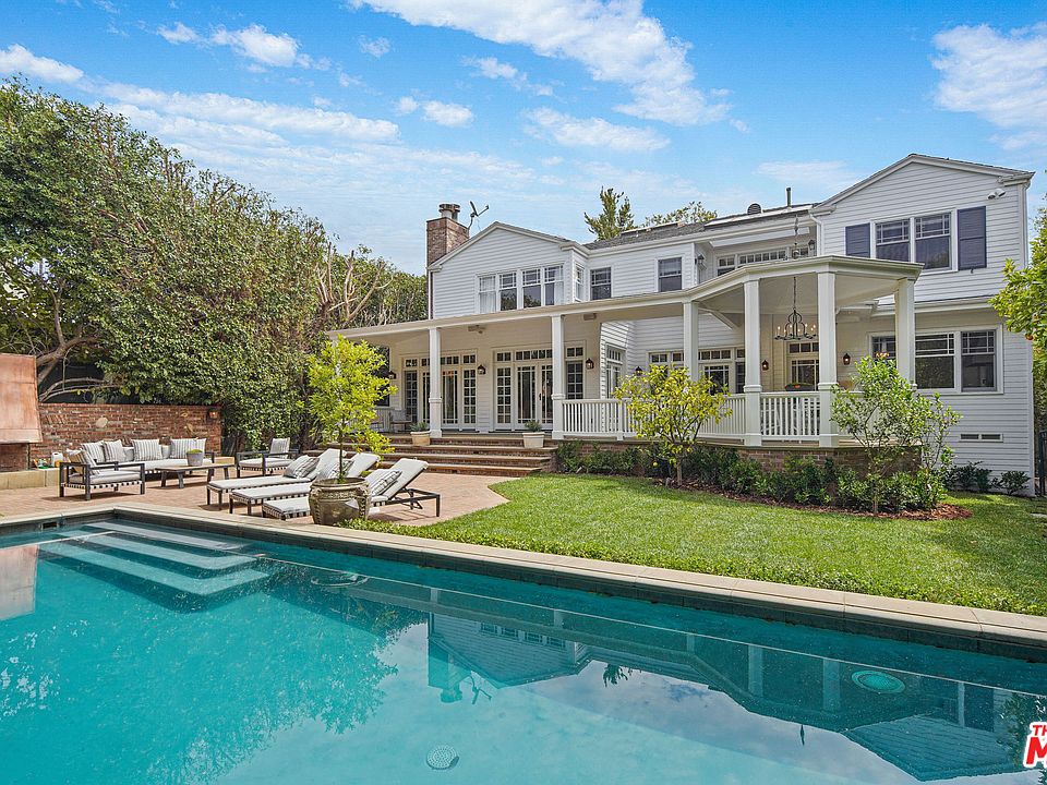 1st image of 229 Oceano Dr