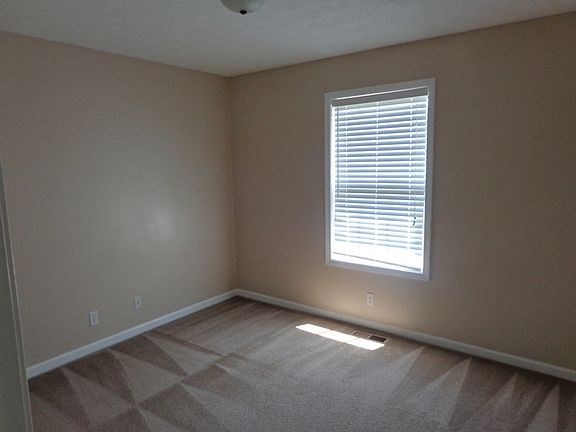 5th image of 1460 Cedar Springs Cir