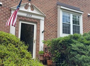 3123 Valentino Ct, Oakton, VA 22124