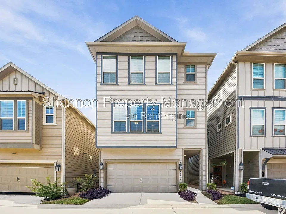 2117 Sequoia Woods Dr