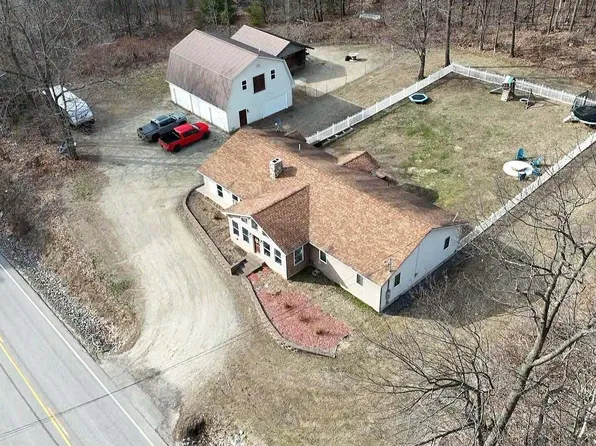 166 Howes Corner Road, Turner, ME 04282
