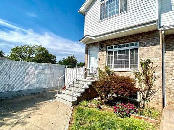 2nd image of 43 Altavista Ct Floor 2